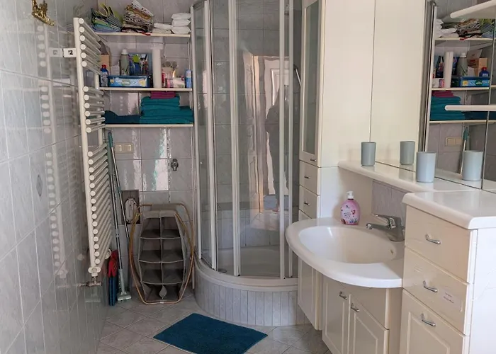 Hofheinz Apartment *